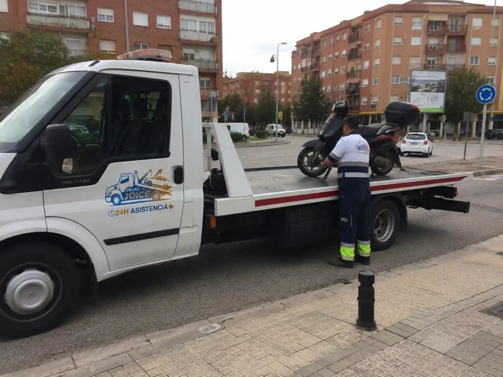 Grúa en Burjassot 24h para asistencia rápida